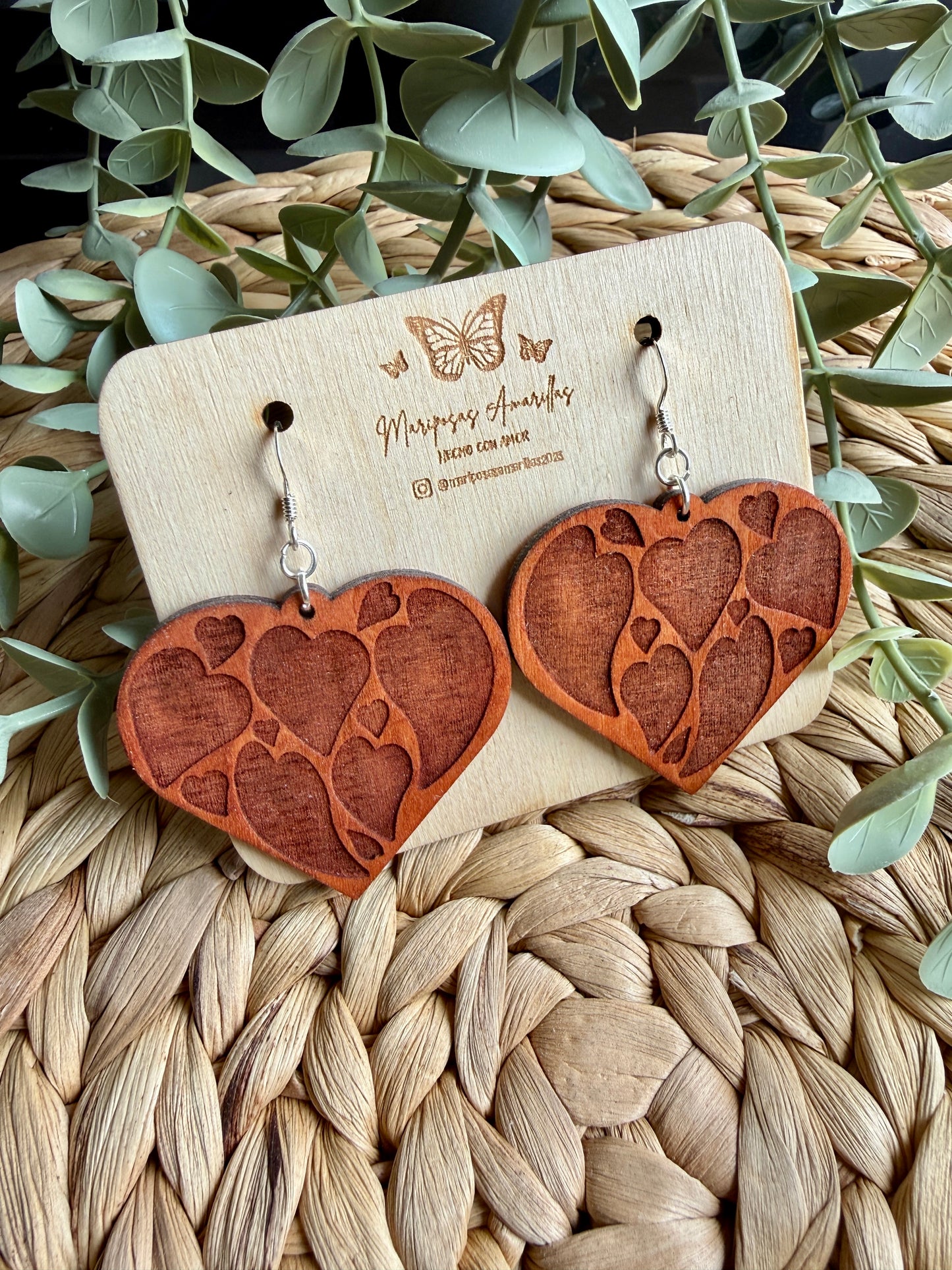 💘 Pendientes de Madera de tilo Pintados a Mano – Colección San Valentín