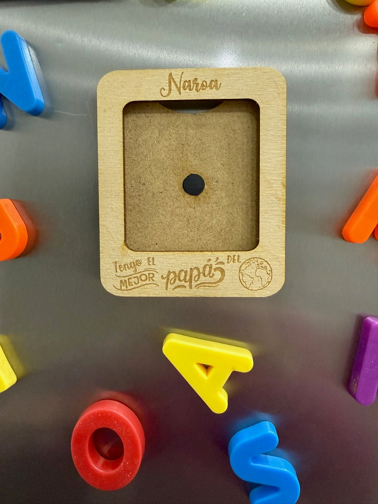 Marco de Fotos de madera personalizado con Imán: “Eres el Mejor Papá/Abuelo del Mundo”