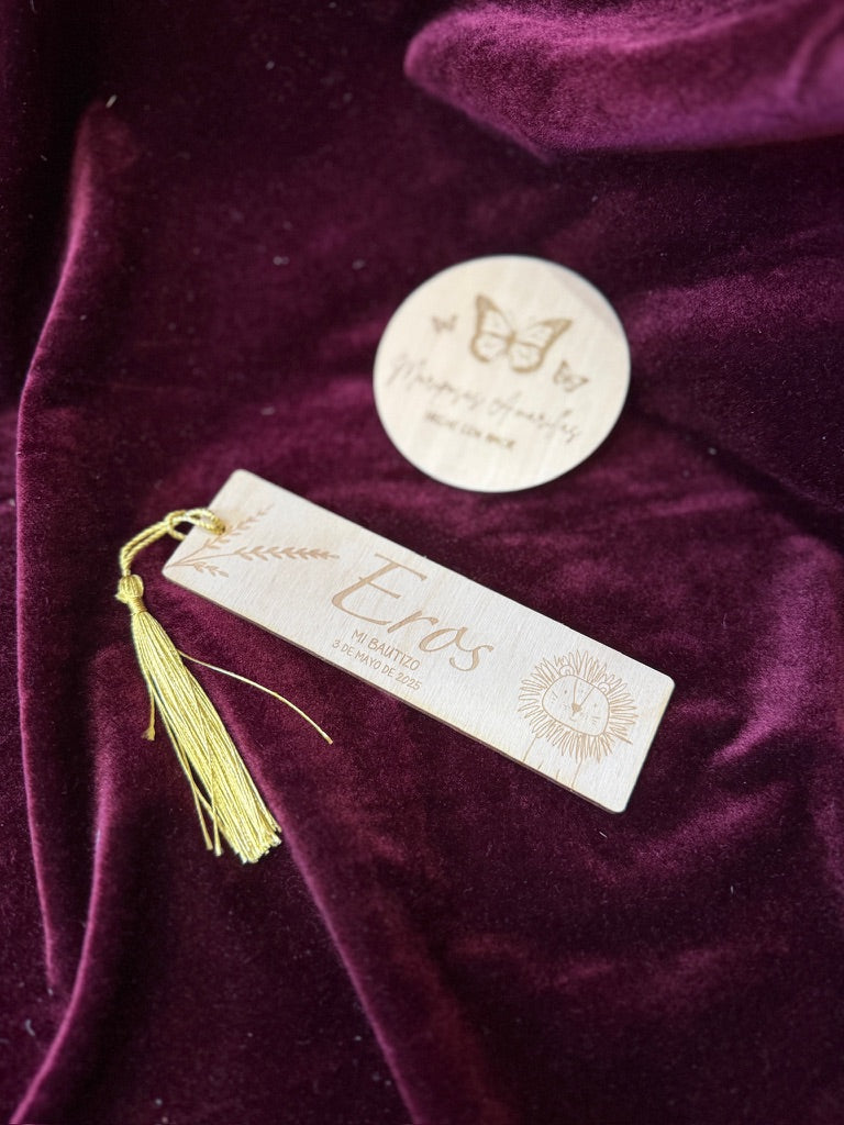 Marcapaginas bautizo león