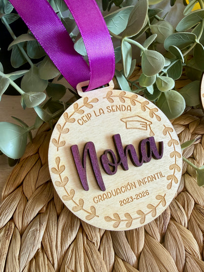 Medalla de Madera Personalizada para Graduación Escolar