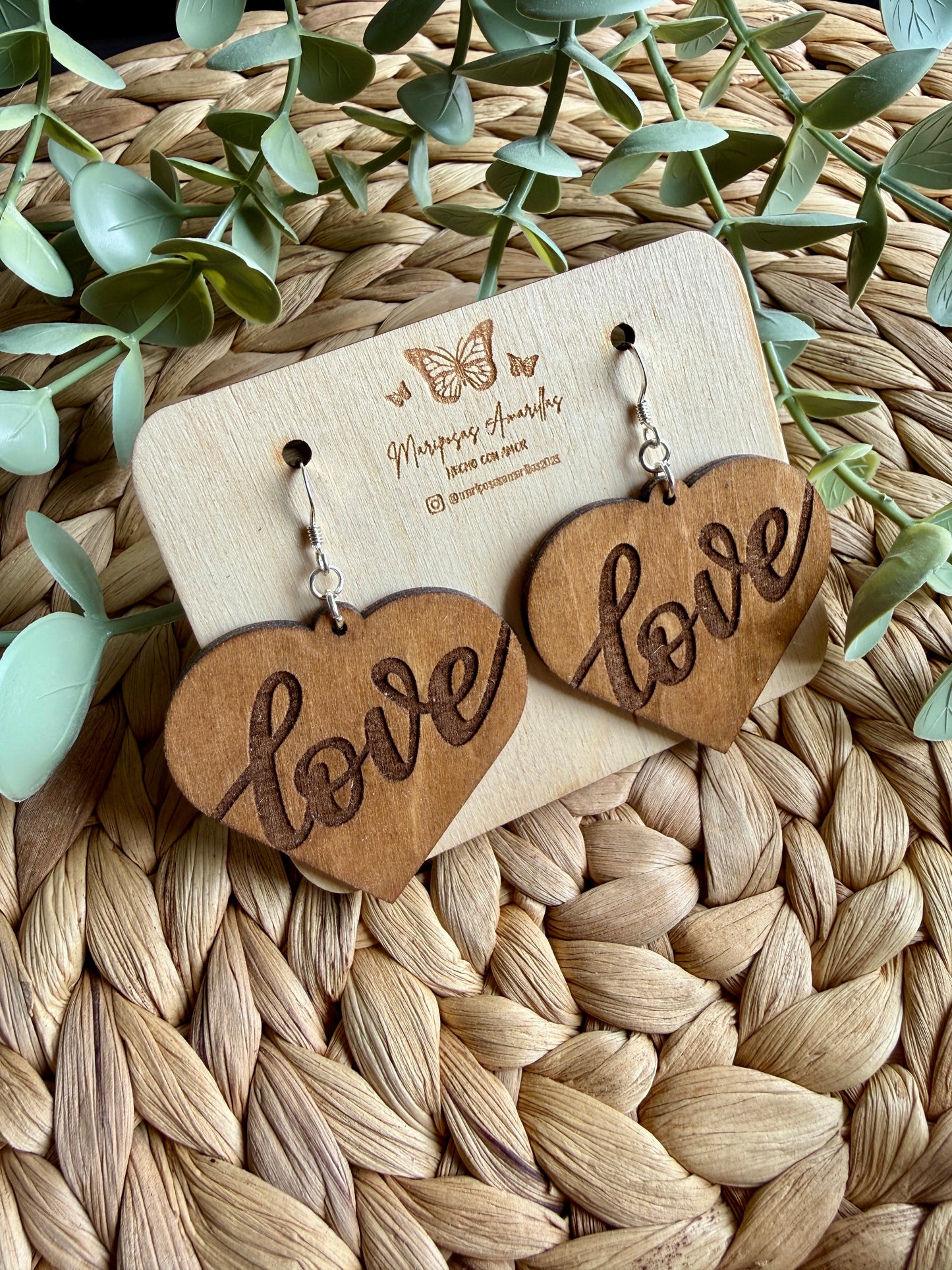 💘 Pendientes de Madera de tilo Pintados a Mano – Colección San Valentín