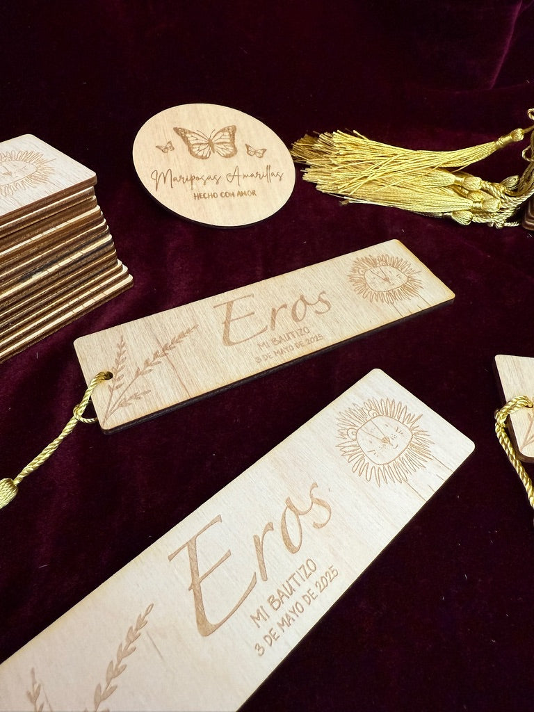 Marcapaginas bautizo león