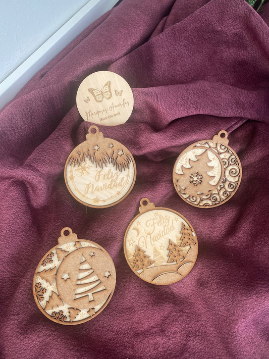 🎄 Bolas de Navidad en Madera de Doble Capa ✨