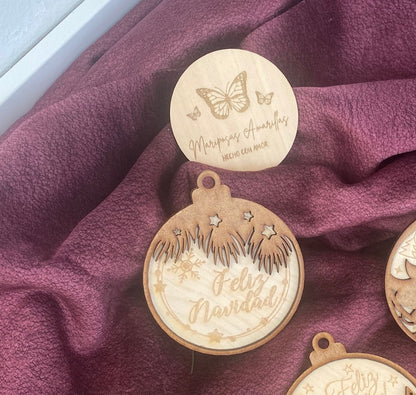 🎄 Bolas de Navidad en Madera de Doble Capa ✨