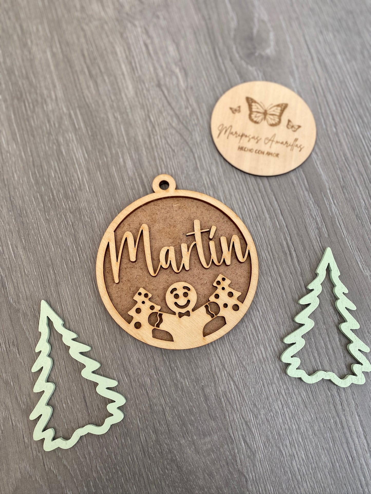 🎄 Bolas de Navidad en Madera Bicolor – Personalizadas y en Doble Capa🎁