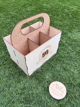 🪵 Cesta de Madera Artesanal para 6 Botellines de Cerveza – Personalizable