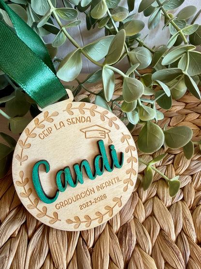 Medalla de Madera Personalizada para Graduación Escolar