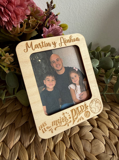 Marco de Fotos de madera personalizado con Imán: “Eres el Mejor Papá/Abuelo del Mundo”
