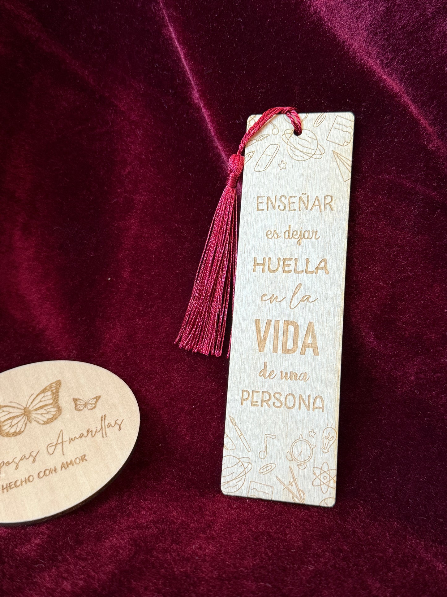 Marcapáginas profe huella