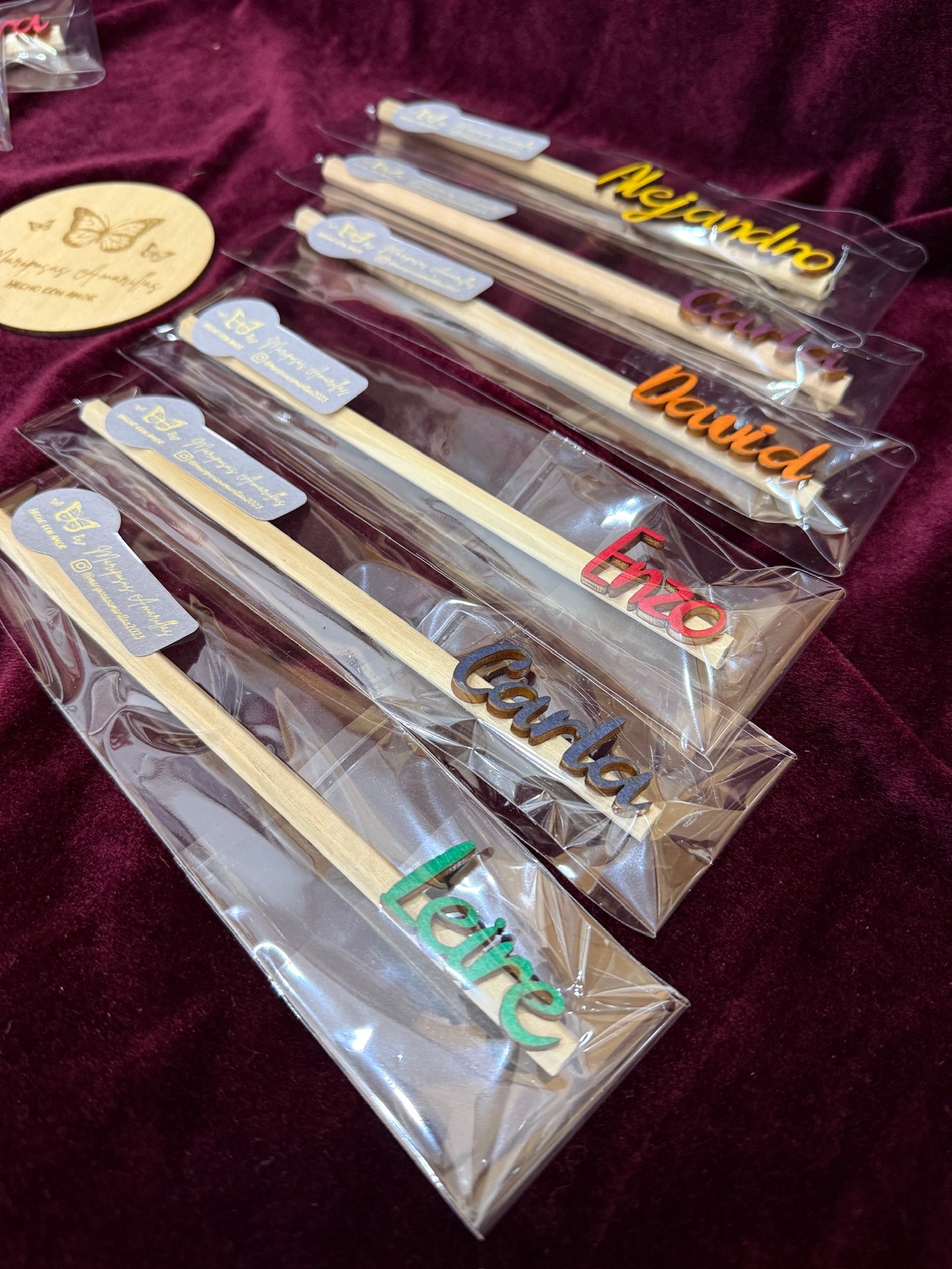 Lapiceros personalizados con nombre de colores