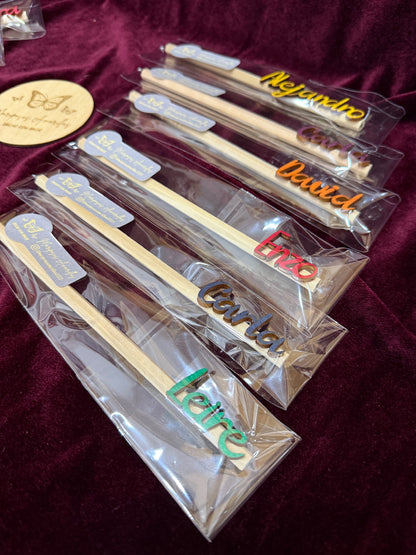 Lapiceros personalizados con nombre de colores