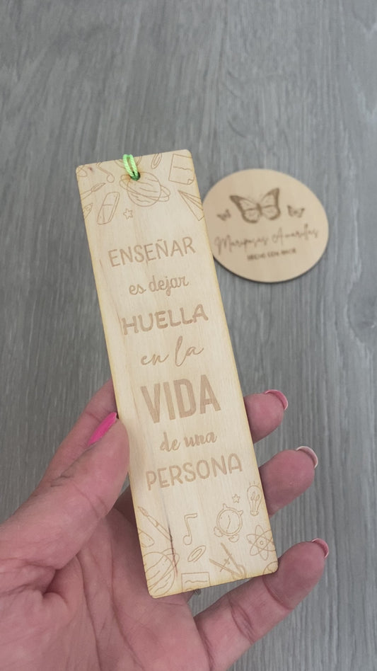 Marcapáginas profe huella