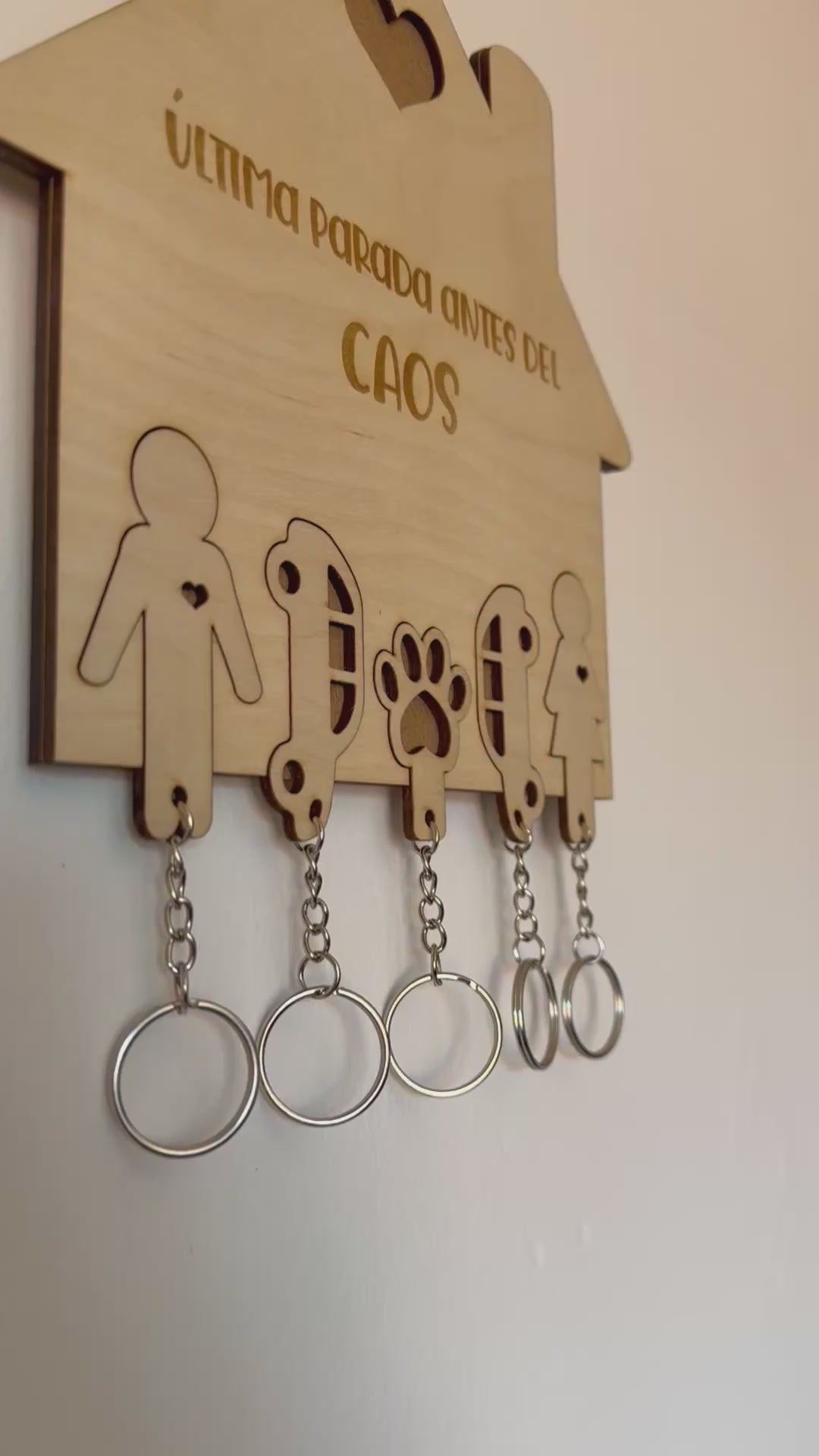 cuelgallaves personalizado madera 6