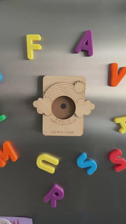 Marco arco iris mamá para la nevera