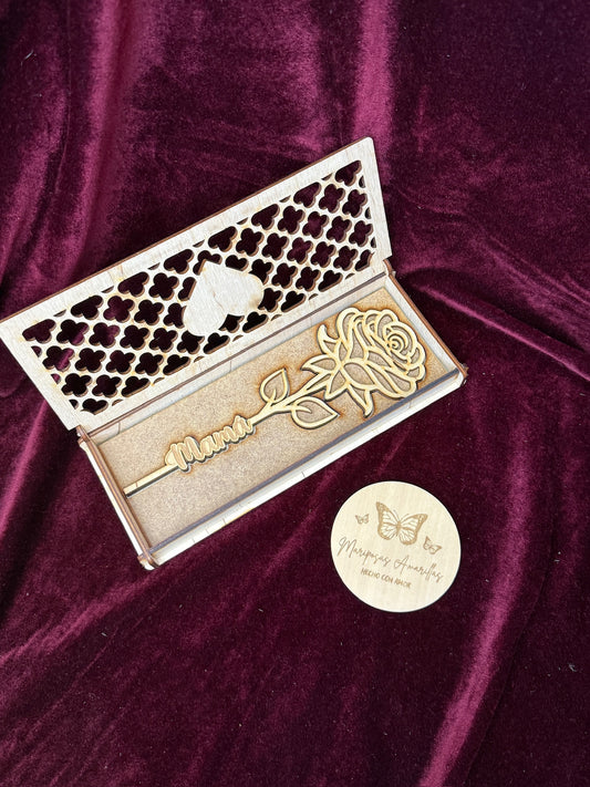 Regalo para mamá personalizado - Rosa de madera con caja